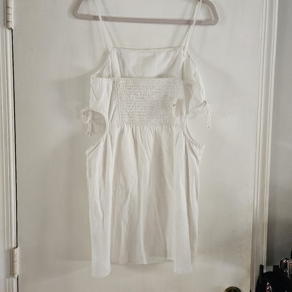 NWT Aerie White Linen Blend Mini Dress With Cut Outs Size Medium - Picture 4 of 8